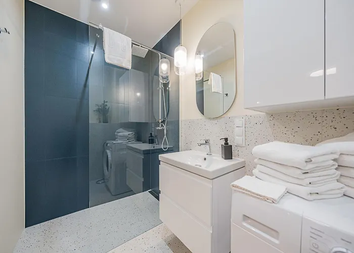 شقة Glow Apartments, Letnica - Bursztynowa Zatoka&przystan Letnica غدانسك