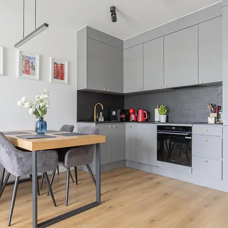 Glow Apartments, Letnica - Bursztynowa Zatoka&przystan Letnica * グダニスク